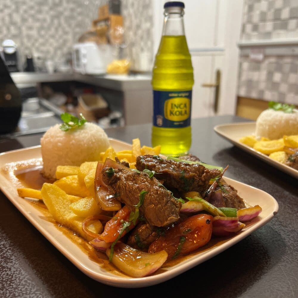 Lomo saltado